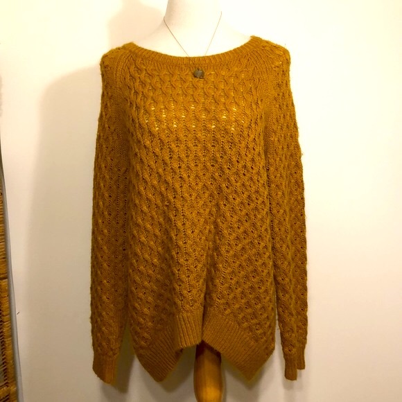 H&M Mustard Yellow Crewneck Cable Knit Sweater-Size Medium - Picture 2 of 8